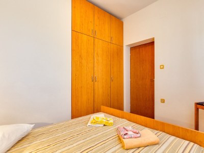 Apartment Two bedroom apartment with terrace and sea view Mali Lošinj, Lošinj A-8026-b - Outdoor photo 21