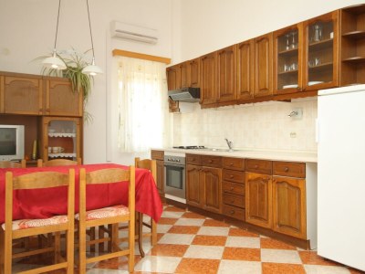 Apartment One bedroom apartment with terrace and sea view Božava, Dugi otok A-8100-a - Outdoor photo 12