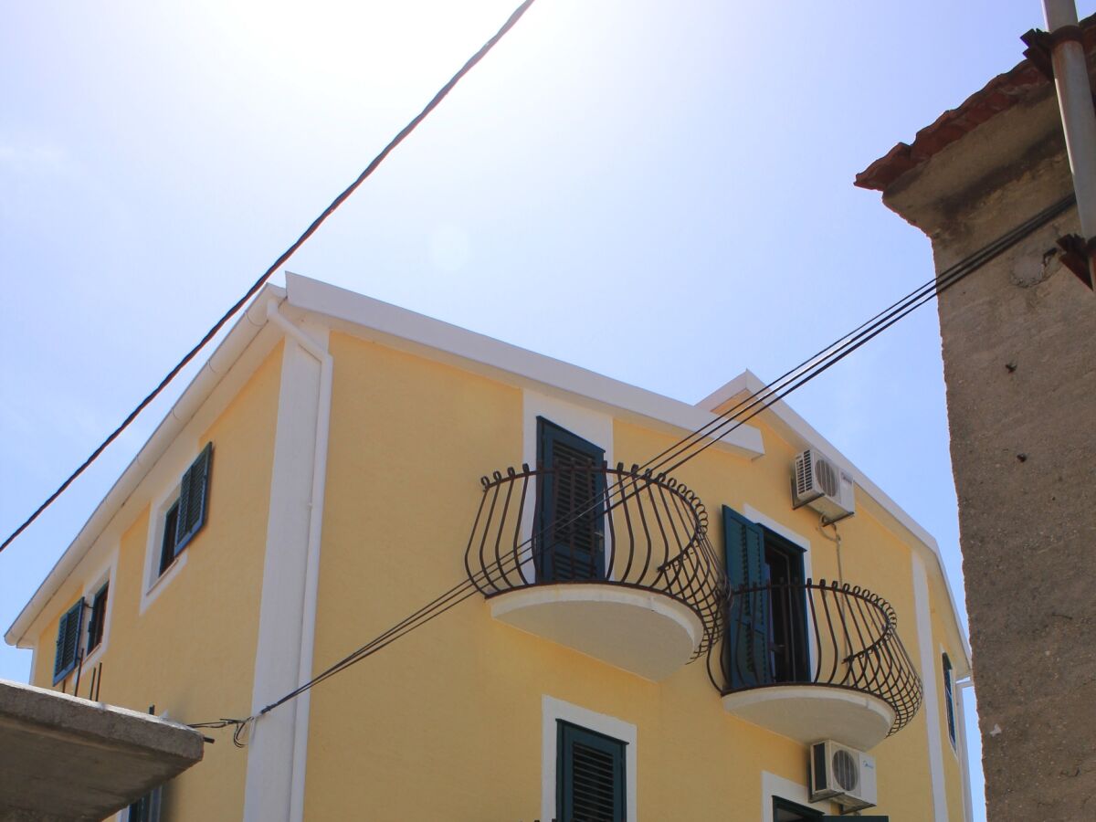Apartment One bedroom apartment with balcony Kukljica, Ugljan A-8210-b - Outdoor photo 5