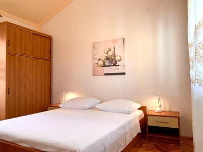 Apartment Two bedroom apartment with terrace Kukljica, Ugljan A-8293-c - Outdoor photo 8
