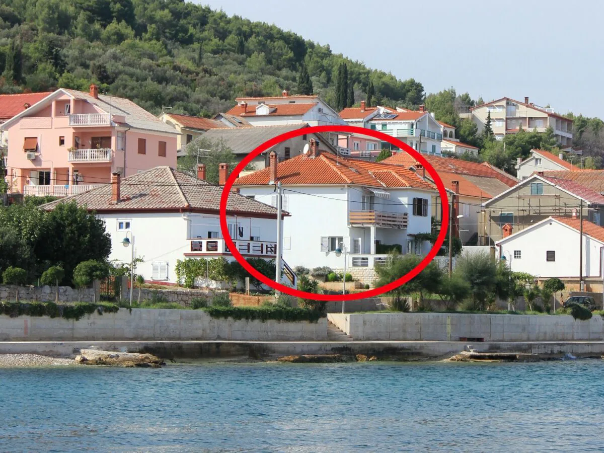 Apartment Two bedroom apartment near beach Kali, Ugljan A-8503-a