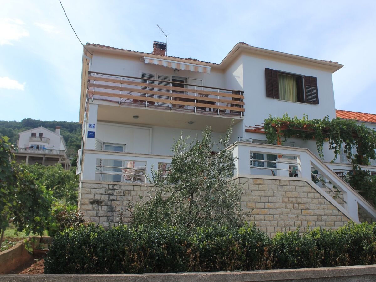 Apartment Two bedroom apartment near beach Kali, Ugljan A-8503-a - Outdoor photo 3