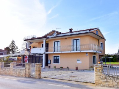 Apartment One bedroom apartment with terrace Savudrija, Umag A-22559-a - Outdoor photo 2