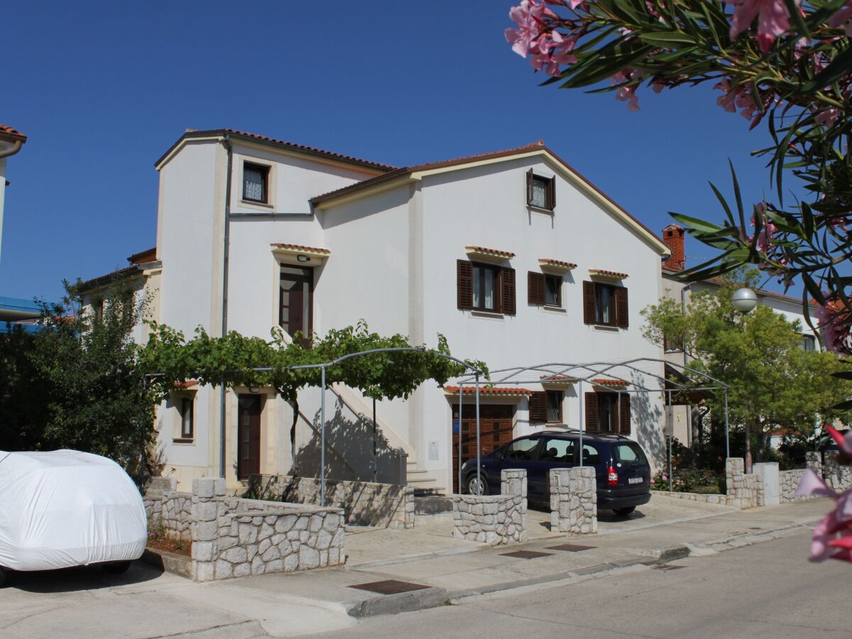 Apartment Four-bedroom apartment with terrace and sea view Mali Lošinj, Lošinj A-7978-b