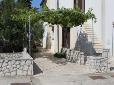 Apartment Four-bedroom apartment with terrace and sea view Mali Lošinj, Lošinj A-7978-b - Outdoor photo 15
