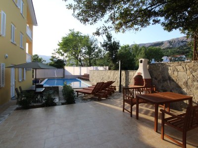 Apartment Two bedroom apartment with terrace Baška, Krk A-18733-e - Outdoor photo 6