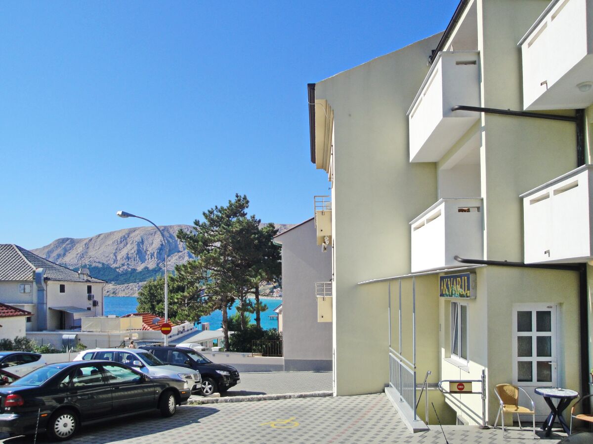 Apartment One bedroom apartment with balcony Baška, Krk A-18775-a