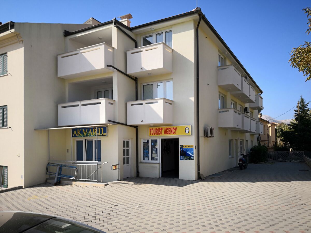 Apartment One bedroom apartment with balcony Baška, Krk A-18775-a - Outdoor photo 2
