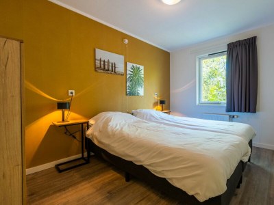 Chalet Vakantiepark De Wiltzangh- Vennenborg Lodge Hottub - Features photo 2