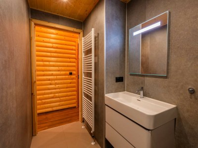 Chalet Vakantiepark De Wiltzangh - Esborg Lodge Hottub 6 - Features photo 14
