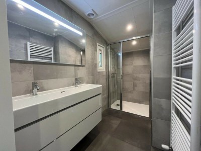 Chalet Vakantiepark De Wiltzangh- Houtenborg Lodge Hottub - Outdoor photo 12