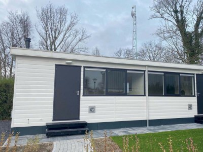 Chalet Vakantiepark de Zeeuwse Parel - Hotelkamer in Scherpenisse - Chalet