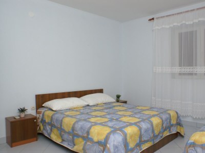 Apartment One bedroom apartment near beach Kustići, Pag A-4087-c - Outdoor photo 10