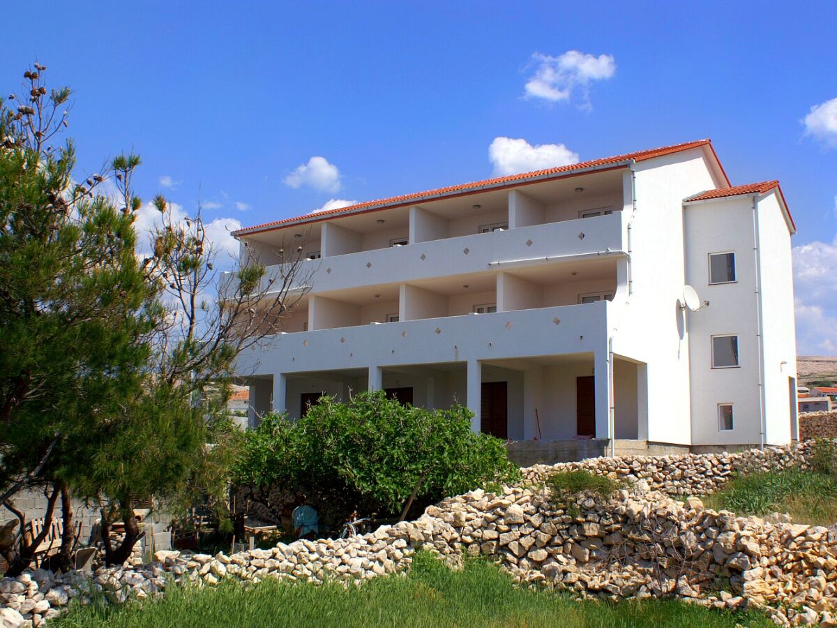 Apartment One bedroom apartment near beach Kustići, Pag A-4087-e - Outdoor photo 3