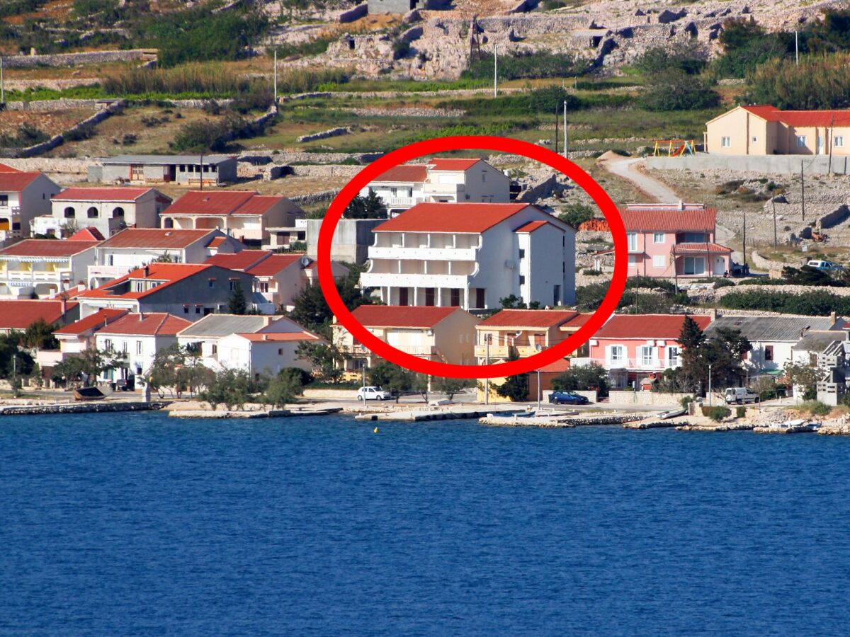 Apartment One bedroom apartment near beach Kustići, Pag A-4087-f - Outdoor photo 5