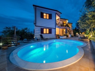 Apartment Two bedroom apartment with balcony and sea view Drenje, Labin A-22999-c - Outdoor photo 6