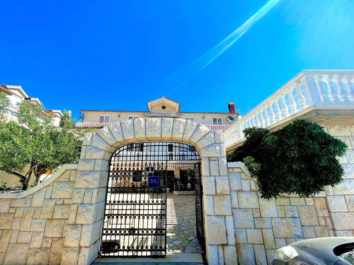 Apartment Two bedroom apartment with terrace and sea view Jezera, Murter A-5123-e - Outdoor photo 4
