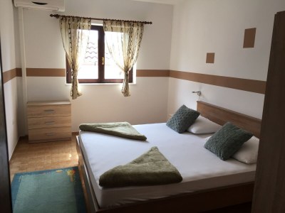 Apartment Apartments and rooms by the sea Starigrad, Paklenica - 6591 - Outdoor photo 12