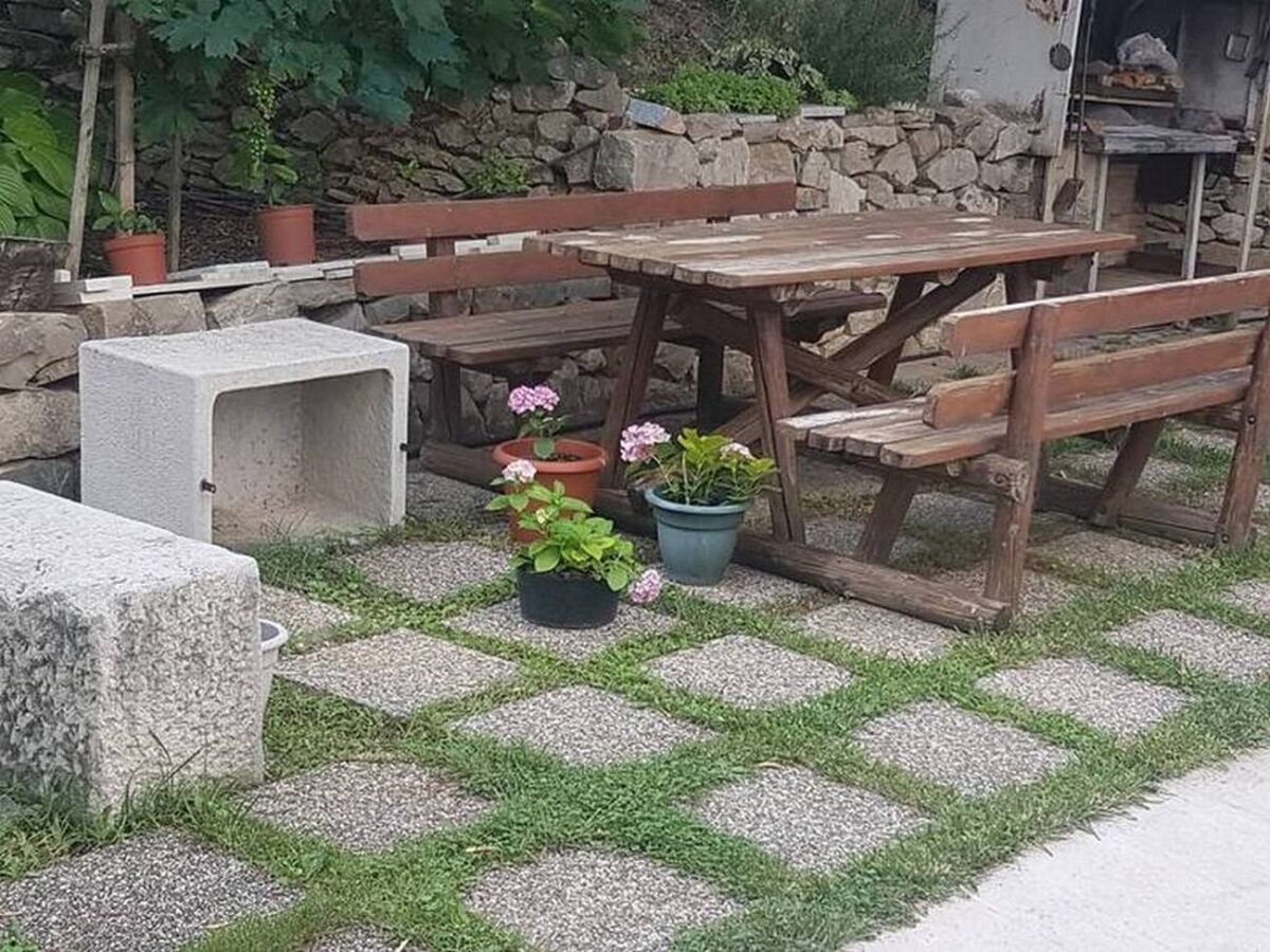 Apartment One bedroom apartment with air-conditioning Makarska A-6768-b