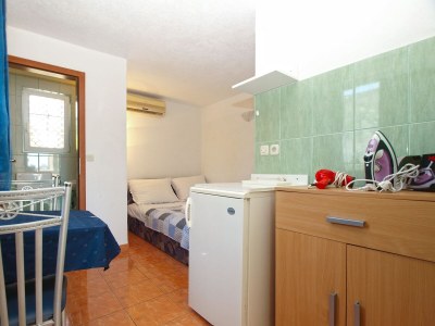 Apartment One bedroom apartment with balcony and sea view Rovinj A-19730-a - Outdoor photo 6