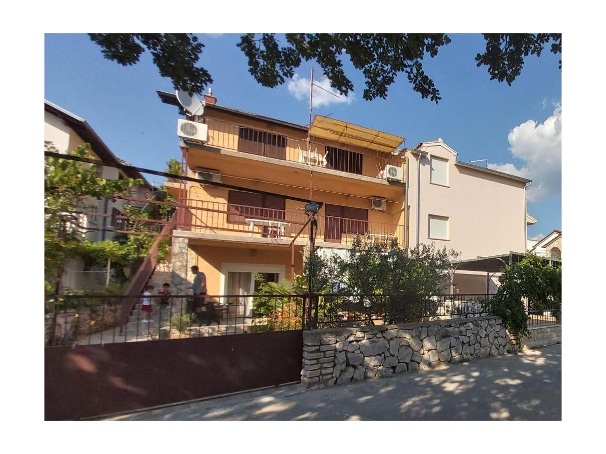 Apartment Three bedroom apartment with balcony Vodice A-18959-b
