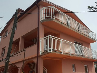 Apartment Two bedroom apartment with balcony and sea view Poljica, Trogir A-14803-b - Outdoor photo 3