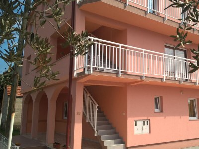 Apartment Two bedroom apartment with balcony and sea view Poljica, Trogir A-14803-b - Outdoor photo 4