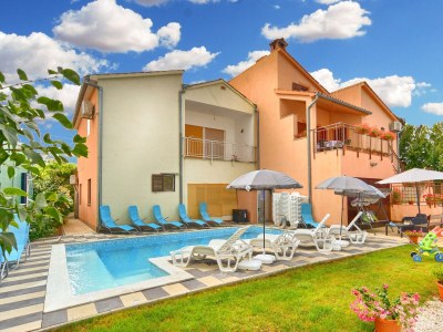 Apartment One bedroom apartment with terrace Fažana A-19596-b - Outdoor photo 4
