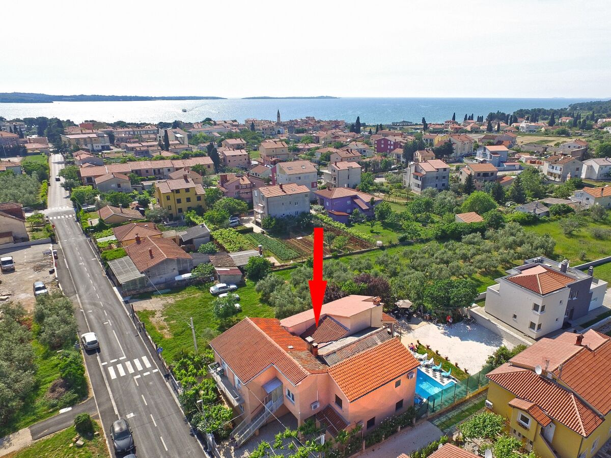 Apartment Two bedroom apartment with terrace Fažana A-19596-d - Outdoor photo 3