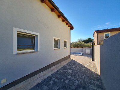 Holiday house Comfortable and spacious house with terrace Peroj, Fažana K-20754 - Outdoor photo 7