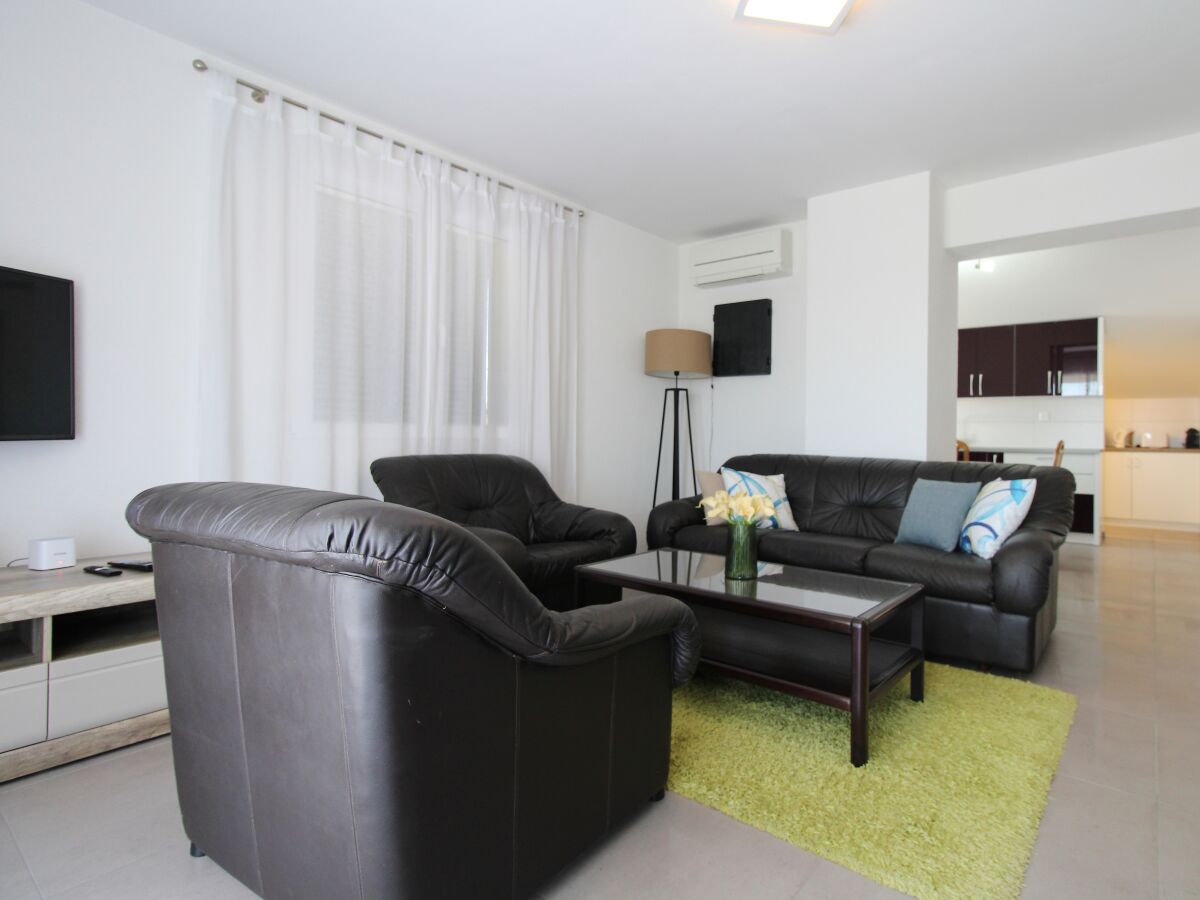 Apartment Three bedroom apartment with terrace Pula A-20794-a