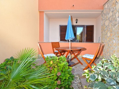 Apartment One bedroom apartment with terrace Štinjan, Pula A-20816-c in Pula - Apartment