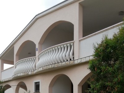 Apartment Two bedroom apartment with terrace and sea view Vir - Lozice, Vir A-21047-c - Outdoor photo 6