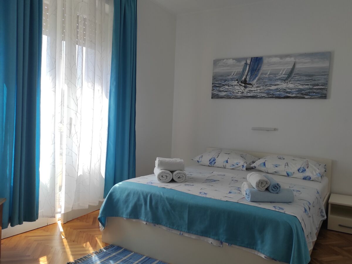Apartment One bedroom apartment with balcony and sea view Banjol, Rab A-23095-c