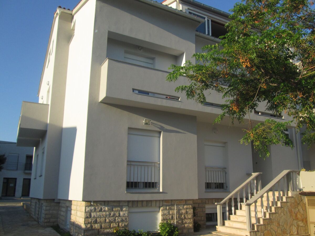 Apartment One bedroom apartment with balcony Vir A-21512-a - Outdoor photo 2