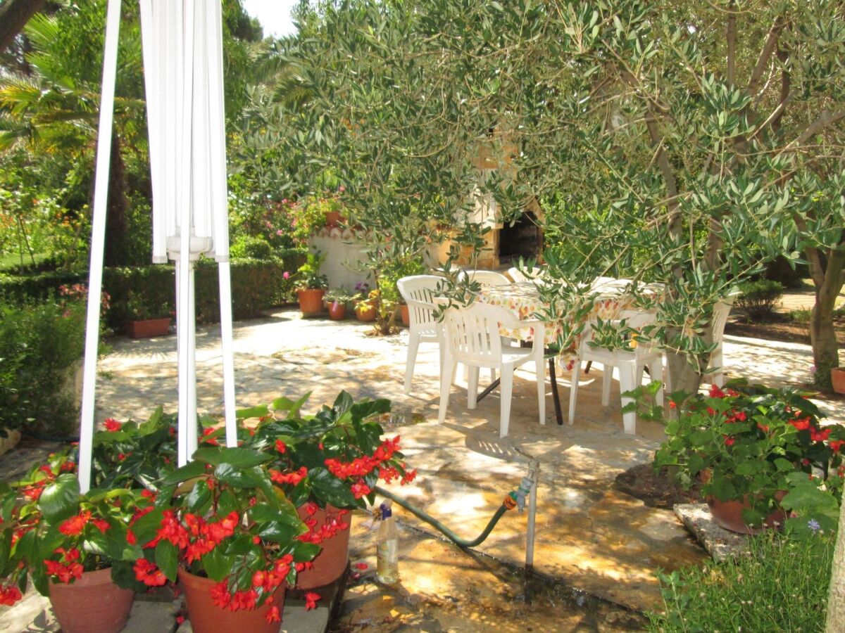 Apartment Two bedroom apartment with air-conditioning Vir A-21512-b - Outdoor photo 4
