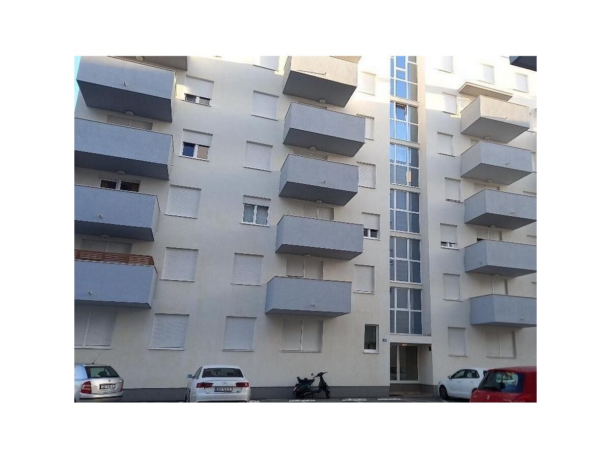 Apartment Two bedroom apartment with balcony and sea view Zadar A-22113-a - Outdoor photo 3