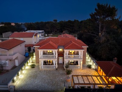 Apartment Two bedroom apartment with terrace Vir A-24090-b - Outdoor photo 5