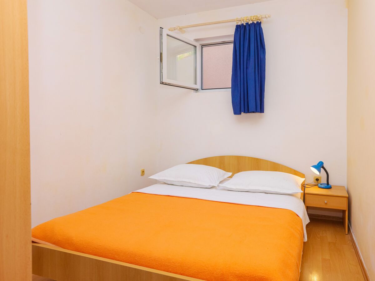Apartment One bedroom apartment near beach Šparadići, Šibenik A-23939-e