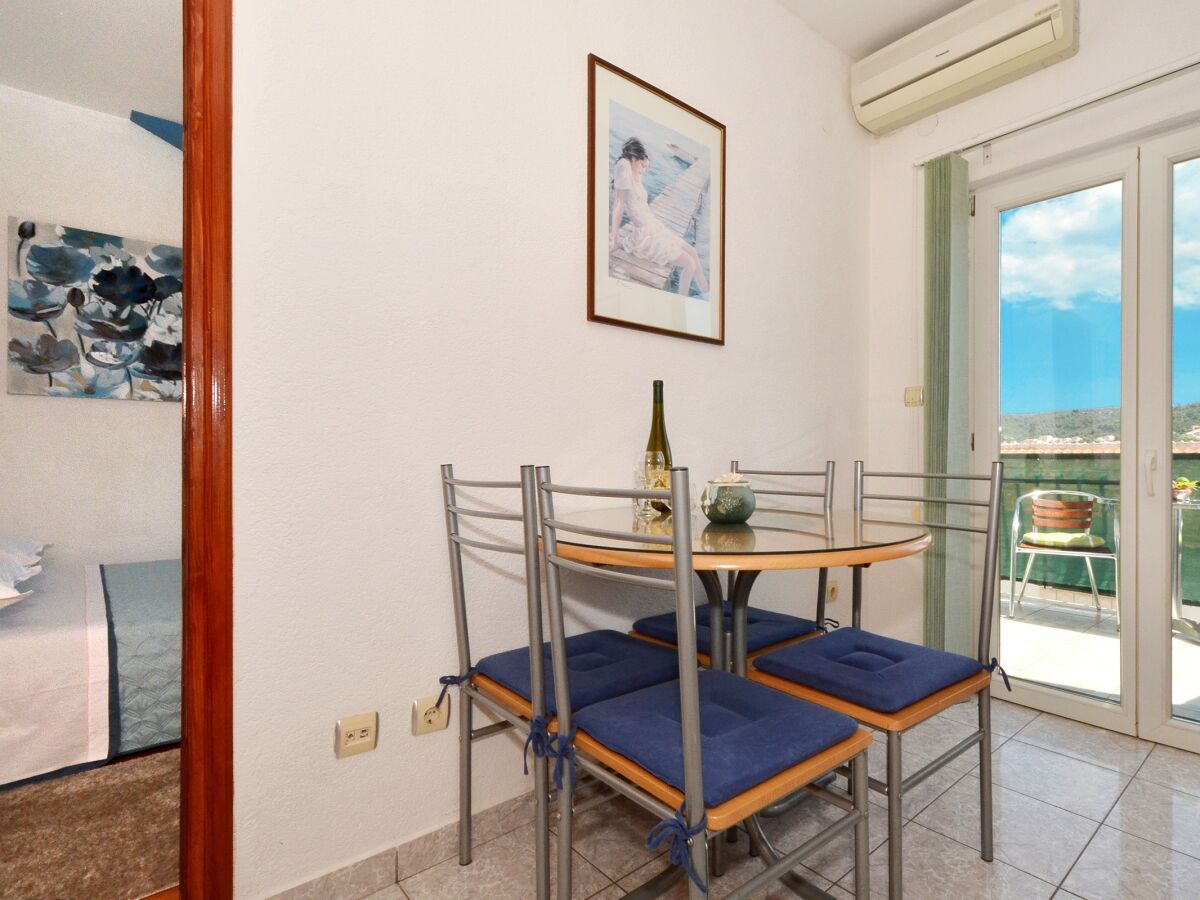 Apartment One bedroom apartment with balcony and sea view Trogir A-24168-b - Outdoor photo 5