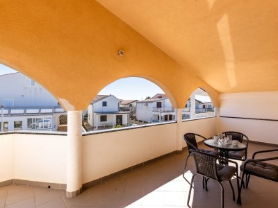 Apartment One bedroom apartment with terrace Vir A-24173-b in Vir - Apartment