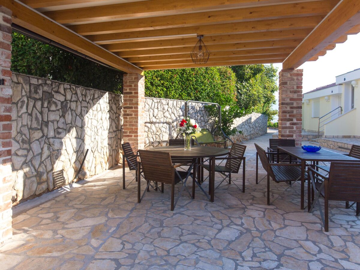 Apartment One bedroom apartment near beach Čižići, Krk A-20433-c - Outdoor photo 3
