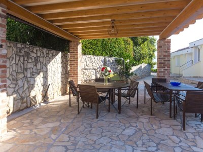 Apartment One bedroom apartment near beach Čižići, Krk A-20433-c - Outdoor photo 3