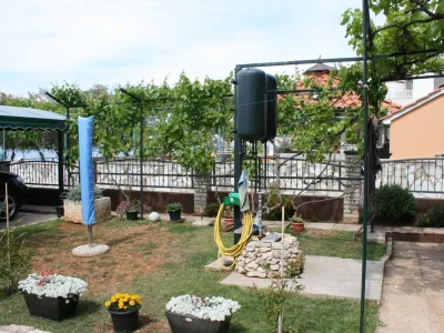 Apartment Two bedroom apartment near beach Vodice A-4198-d - Outdoor photo 12