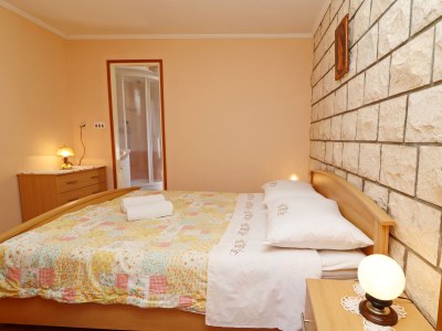 Apartment Three bedroom apartment near beach Brna, Korčula A-4463-b - Outdoor photo 16