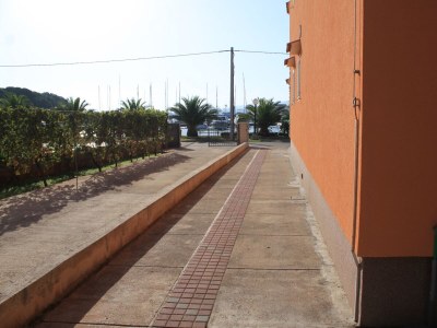 Apartment One bedroom apartment with terrace and sea view Kukljica, Ugljan A-8478-a - Outdoor photo 12