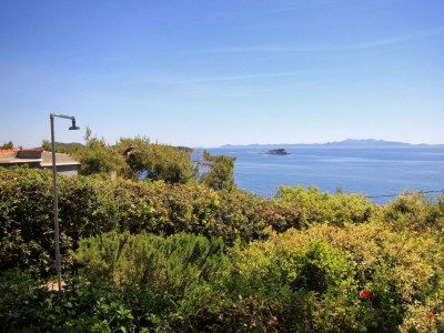 Apartment Four-bedroom apartment near beach Prižba, Korčula A-10061-b - Outdoor photo 10