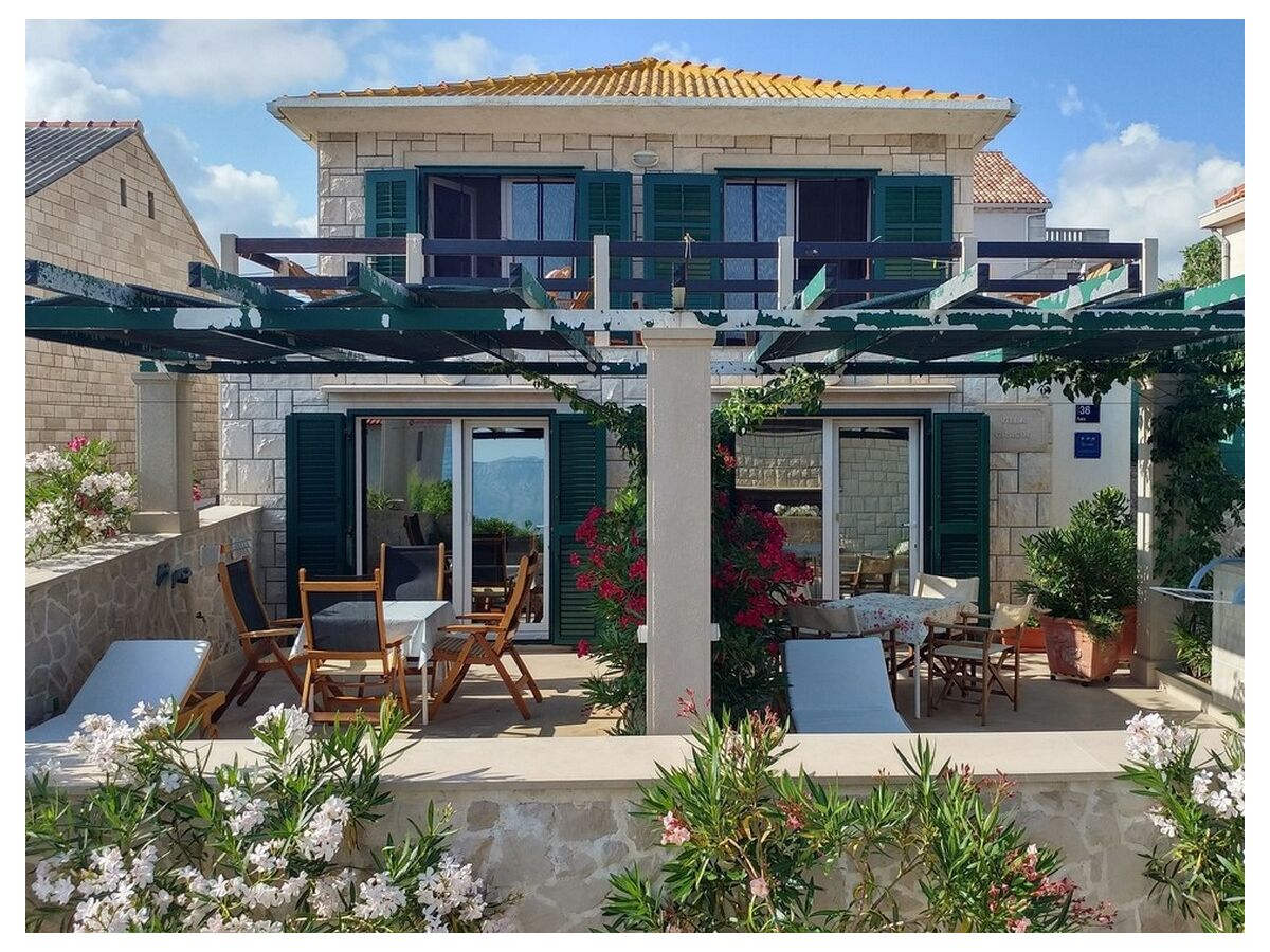 Apartment One bedroom apartment with terrace and sea view Povlja, Brač A-24129-b - Outdoor photo 2