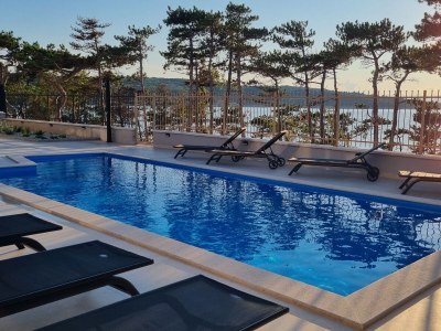Apartment One bedroom apartment with terrace and sea view Šilo, Krk A-21242-b - Outdoor photo 9