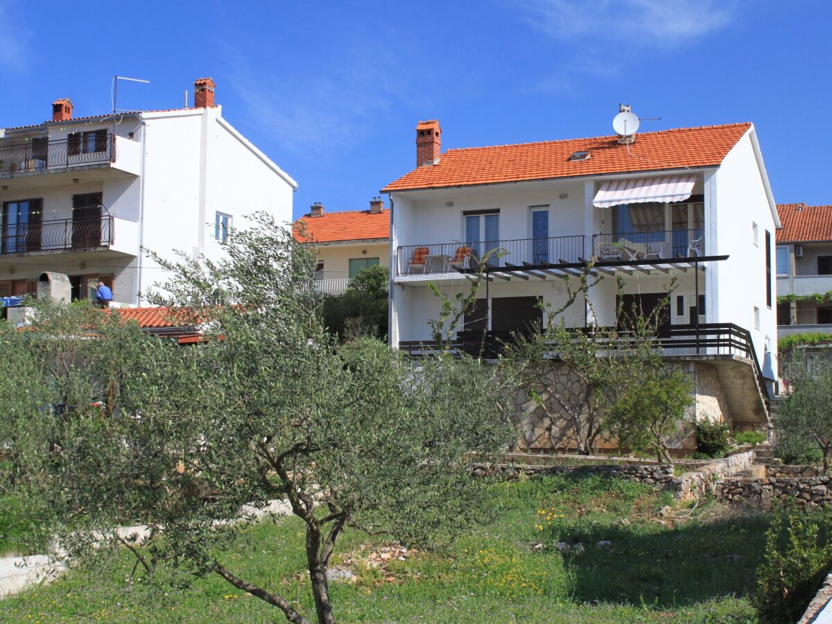 Apartment Three bedroom apartment with balcony and sea view Stari Grad, Hvar A-8708-a